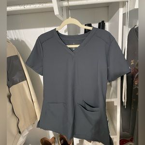 Med couture scrub stop